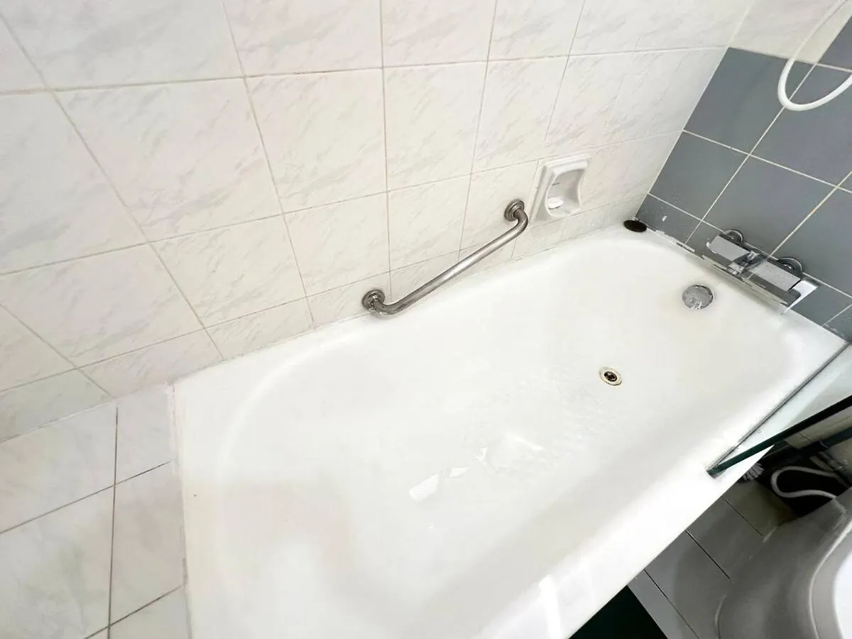 Costa Mahkota - 3 Min To Mahkota, 4Pax, 1Car Park Apartment Malacca
